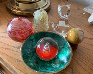 114 Malachite Bowl, Mookite Orb Paperweights