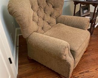 LaZBoy Recliner: ASKING $75