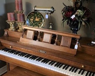 The bench is included.