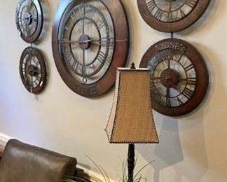 What time is it in New York, London, Tyler, Los Angeles, and Sydney?   (Lamp NOT available.)