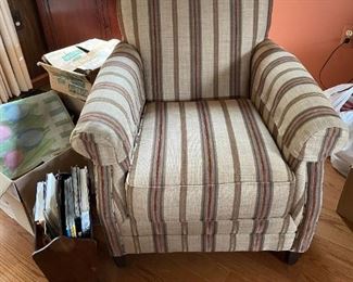 . . . this is an excellent accent chair in great shape