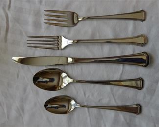 Place setting for 16/ Mikasa Flatware