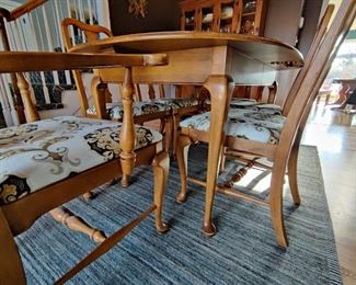 Ethan Allen Dining Room Set with 2 leaves