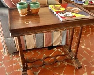 Drexel Heritage sweet and multi-functional side table