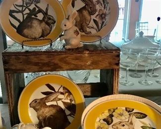 Two sets (4 in each set) of Williams Sonoma Spring Bunny salad/dessert plates