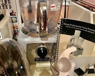 VIKING food processor with booklet and attachments