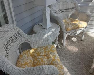 Resin wicker Hampton Bay patio set