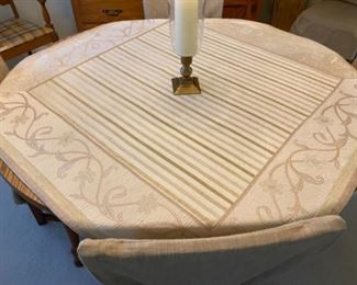 Table topper 