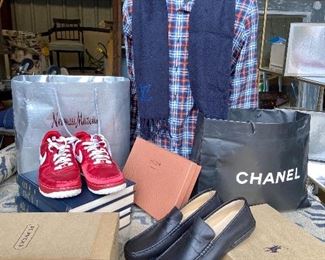 Designer men’s ware sizes Medium
and Large