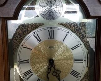 Grandfather Clock, Face Tempus Fugit brand