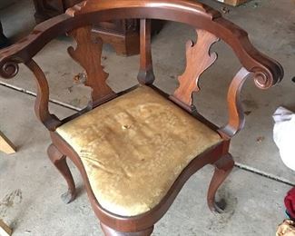 Vintage Antique 3 Legged Chair
