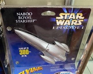 Estes Star Wars Episode 1 Naboo Royal Starship Flying Action Model Rocket
