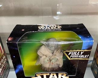 Star Wars Action Collection Yoda Figure in Box