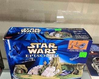 Star Wars Episode 1 Naboo Temple Ruins in Box