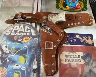 Old Kilgore Roy Rogers Double Holster Set with Single Gun 