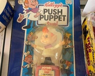 Vintage Kellogg's Figural Push Puppets in Packages 