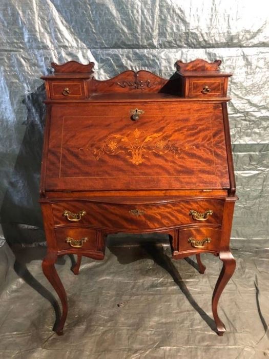 Antique Victorian Styled Intricate Detailed Wooden Writing Desk 30 x 17 x 47 Inches Location 1E