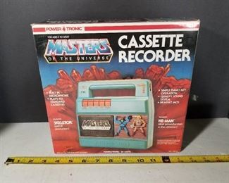 RARE 1983 Masters of the Universe Take A Long Cassette Recorder. Featuring He-Man and Skeletor. Perfect Condition.