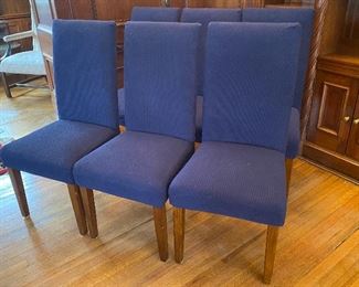 SET OF DINING CHAIRS