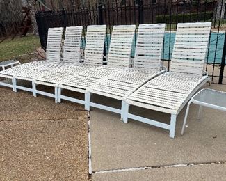 POOL CHAISES