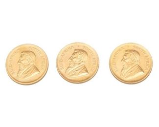 Lot of 3 South African Krugerrand 1oz. Gold Coins
Includes: 3.275ozt. total
-1979 (2) & 1976; coins are in plastic sleeves
Condition: Good overall