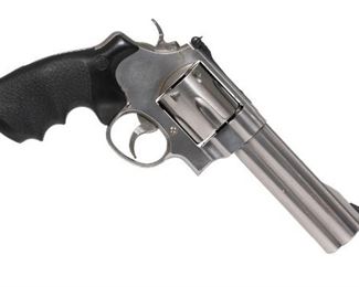 Smith & Wesson 629-5 Classic .44 Magnum Revolver