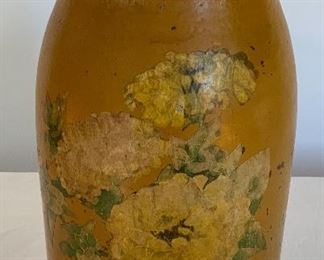 Ochre Urn w/Lid & Applied Floral Accent - K4. Available ONLINE ONLY @ www.scavengersparadise.com Please read all Terms & Conditions before purchasing.