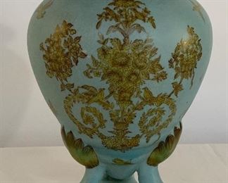 French Blue Urn - DR 11. Available ONLINE ONLY @ www.scavengersparadise.com Please read all Terms & Conditions before purchasing.