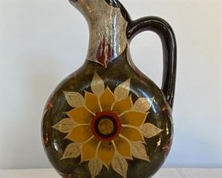 Sun Flower Pitcher - K8. Available ONLINE ONLY @ www.scavengersparadise.com Please read all Terms & Conditions before purchasing.