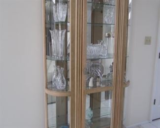 CURIO AND GLASSWARE