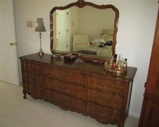 DRESSER WITH MIRROR BY THOMASVILLE