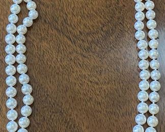 pearl necklace with 14K gold clasp
