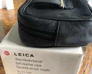 Leica leather camera pouch 18600 for Digilux camera $35 (Photo 1/3)