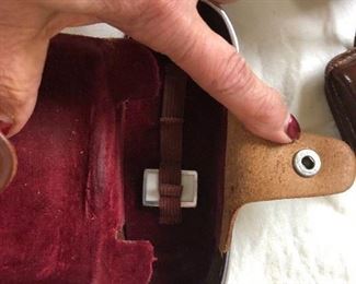 Kodak Retina IIIC film camera with leather case, flash, and lens cover. Made in Germany. $225 Mint Condition (Photo 6/7)