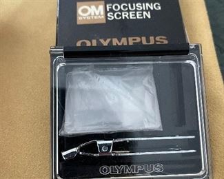 Olympus OM System Focusing Screen 1-8 NIB $35 1 of 2 