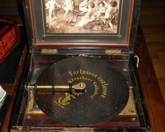 Antique Polyphon with metal discs