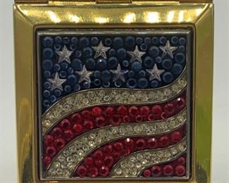 ESTEE LAUDER COMPACT AMERICA THE BEAUTIFUL FLAG USA