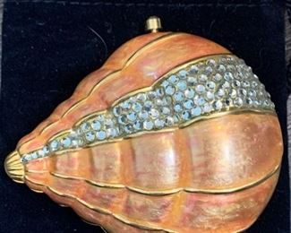 ESTEE LAUDER SHORE THINGS CORAL SHELL COMPACT