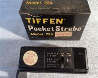 Tiffen Pocket Strobe with original box