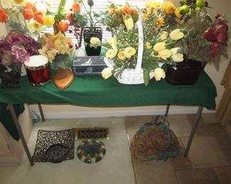 Floral pieces & decor