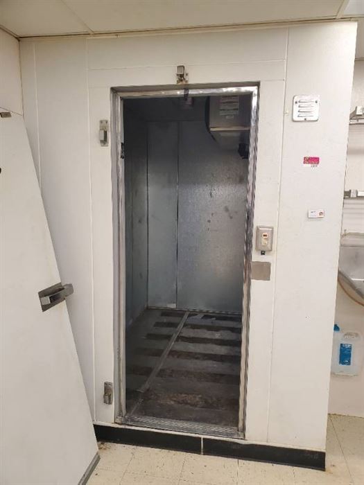 5ft x 7ft Walk In Freezer