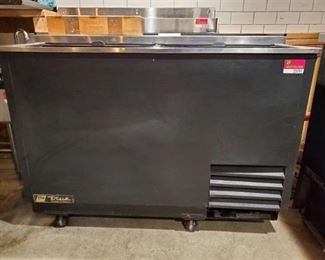 True Glass Chiller 50in T-50-GC