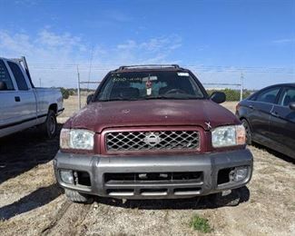 2001 Nissan Pathfinder SE 3.5