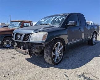 2005 Nissan Titan