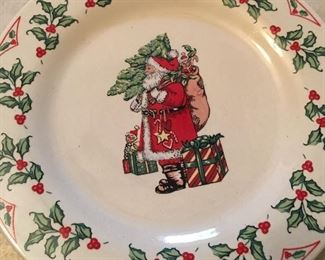 Closeup of Vintage Gibson Christmas Set