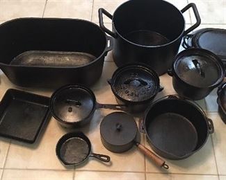 Large collection of Vintage Cast Iron Pots! Some dating back to 1800’s with Gate Marking 