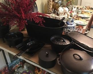 Wonderful Collection of Vintage Cast Iron Pots, three are from the 1800’s and are Gate Marked!🙌🙌🙌