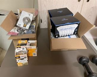 Lots of garage misc items