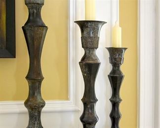 118. metal candlestick set