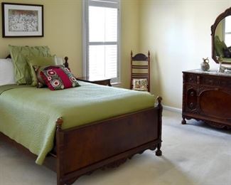 374. bedroom furniture (multiple bedrooms and bed sizes)